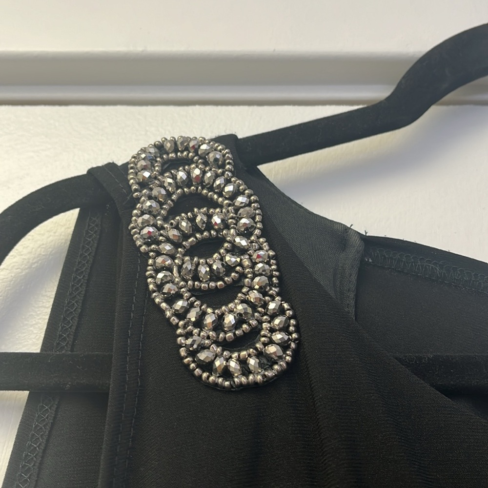 XSCAPE Women’s Black Blouson Short Length Bodice Brooch Sleeveless Dress 14p - Picture 4 of 8